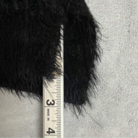 If It Were Me Sweater Womens Large Black Long Sleeve Long Line Pull Over Furry - Picture 9 of 9